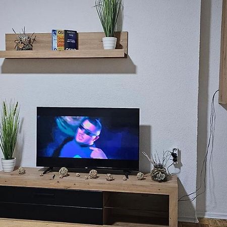 Stan Na Dan Kozarska Dubica Leilighet Bosanska Dubica Eksteriør bilde