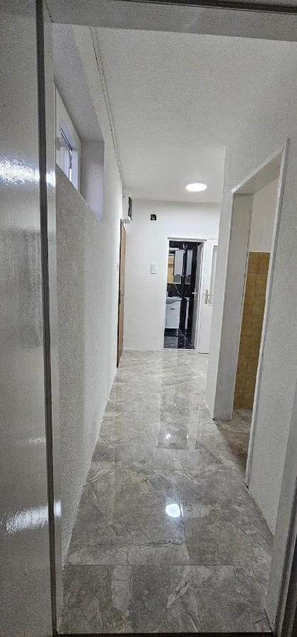 Stan Na Dan Kozarska Dubica Leilighet Bosanska Dubica Eksteriør bilde